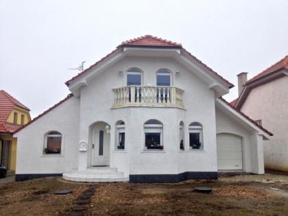 Villa im Grenzgebiet