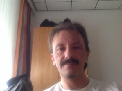 Suche Sie 32-48 für geheime leidenschaftliche Treffen