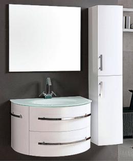 Weißer Badezimmerschrank und Hochschrank
