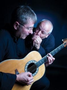 Akustik Groove Duo für bundesweite Veranstaltungen buchen (Kunstprojekt mit Nive