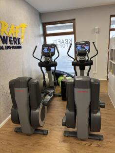 Crosstrainer LifeFitness Elevation Series 95x Cross Trainer inkl. TV Display
