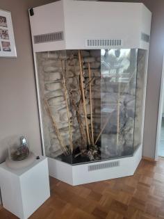 Eckterrarium  mit Zubehör