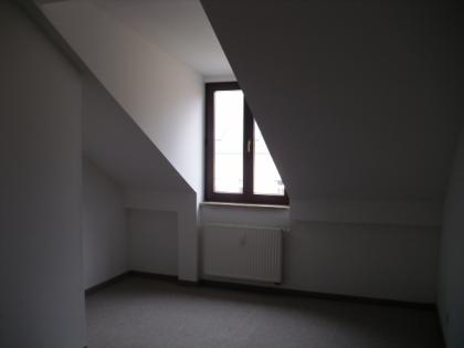 Dachgeschoßwohnung mieten in Chemnitz-Schloßchemnitz/Lohrstrasse