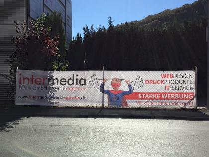 Banner und Fahnen Druck sowie Roll Up Displays Digitaldruck 