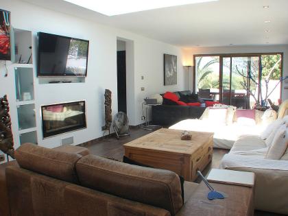 Ibiza Villa - Sehr schöne moderne Ibiza Villa mit Pool gelegen in der Region von