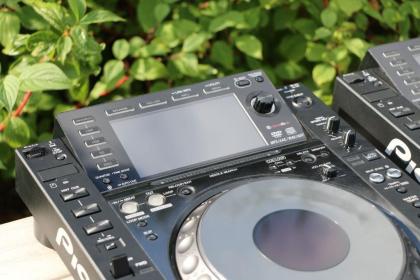 2x Pioneer CDJ-2000 Nexus Set (im Karton)