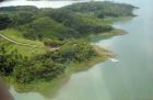 Costa Rica   Baugrundstück mit einem Anlegeplatz an der Marina am Arenalsee