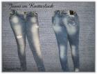 Total coole Stretch-Jeans im Knitterlook.