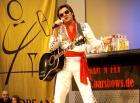 Elvis Imitator Double mit Band