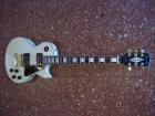 Les Paul Gitarre (weiss, KEINE Gibson)