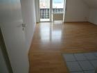 Schöne 2 Zimmerwohnung, Küchenzeile mit Geräten, Bad/WC, Flur, Terrasse, Gartenn